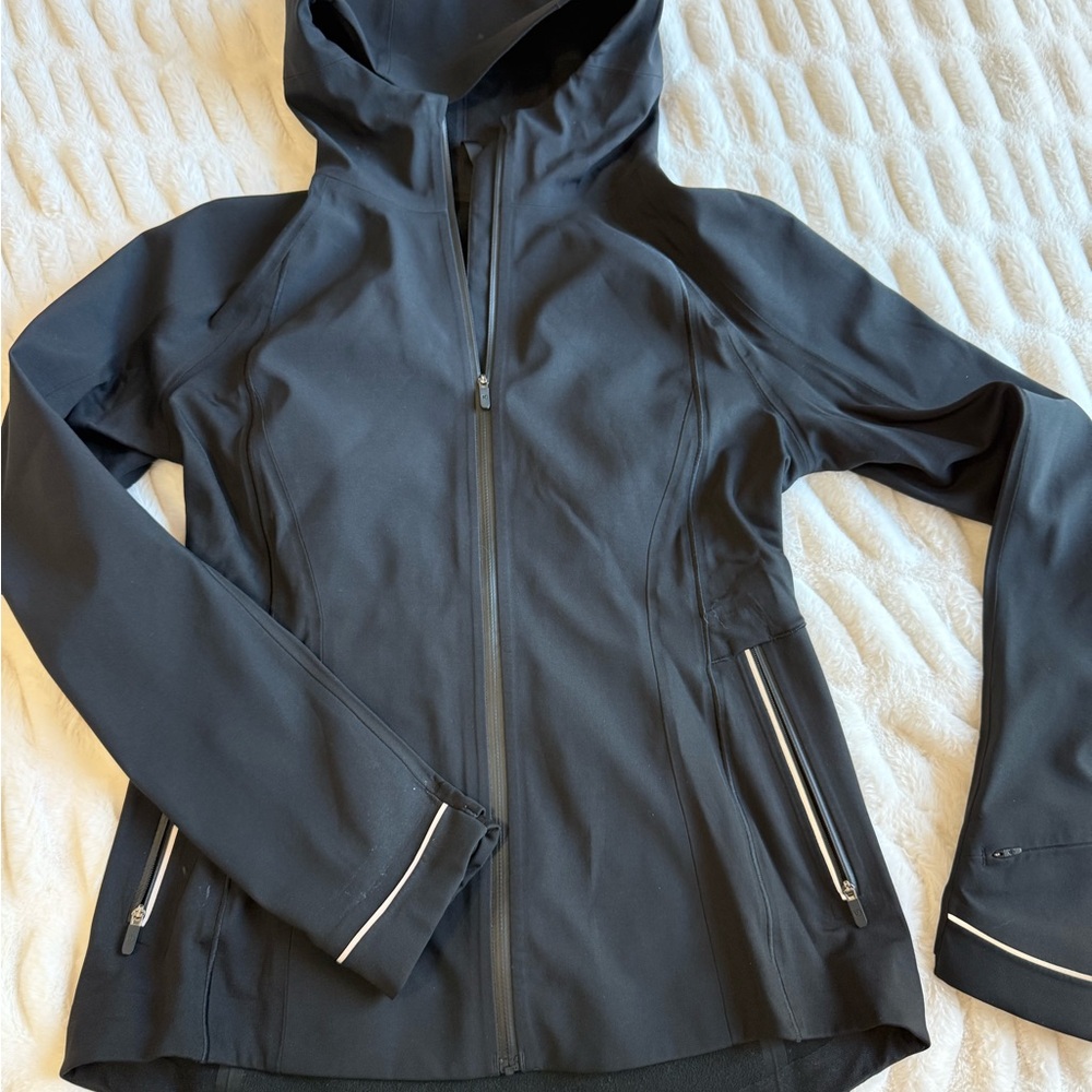 Lulu Lemon Water Resistance Black Hooded Women's Jacket - Sleek Zip-Front Coat